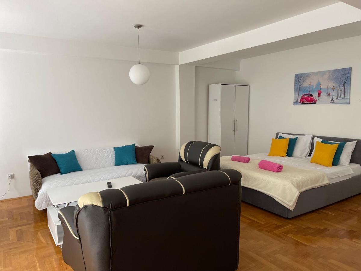 Front Beach Exclusive Apartments ストルガ エクステリア 写真