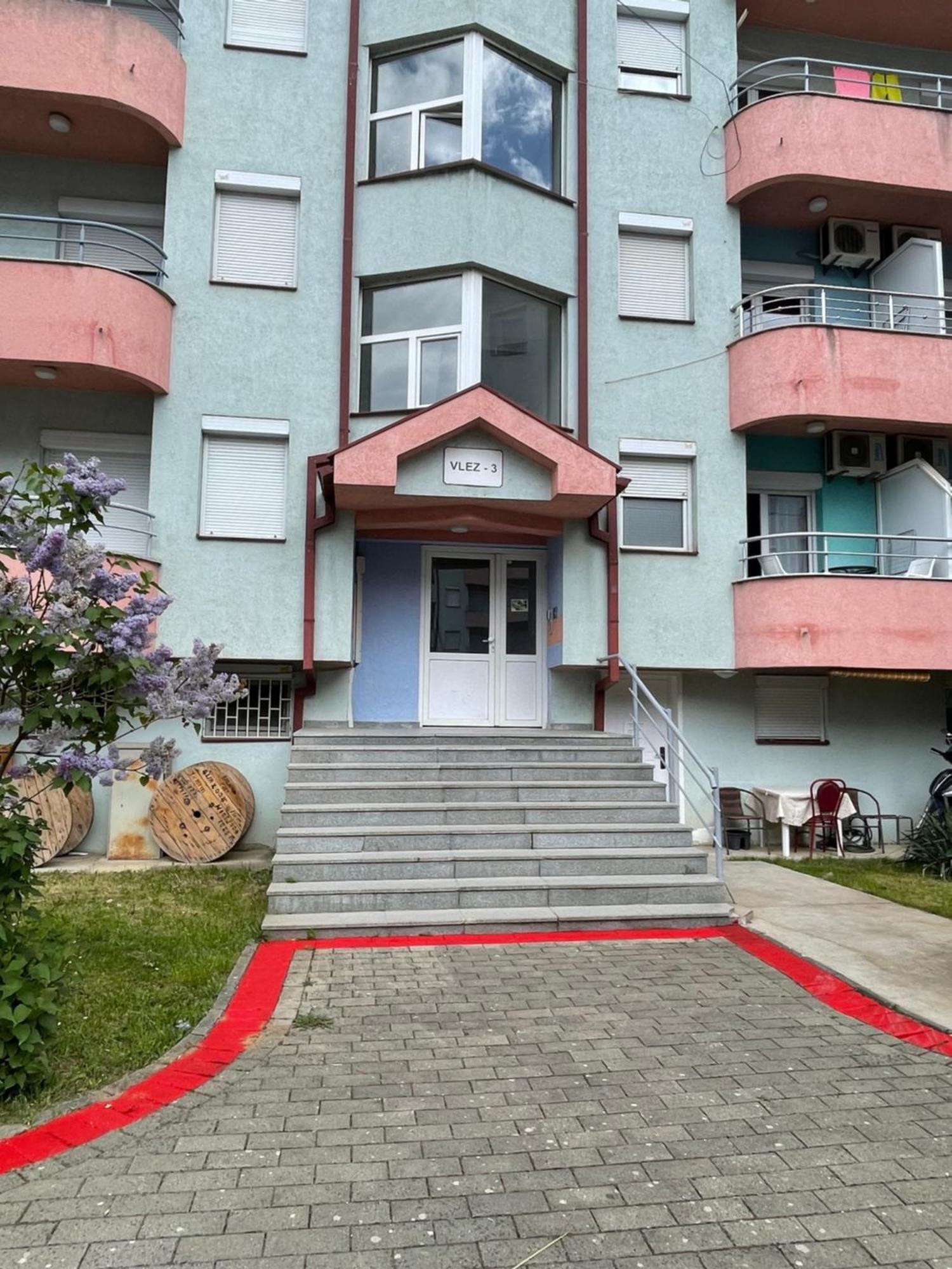 Front Beach Exclusive Apartments ストルガ エクステリア 写真