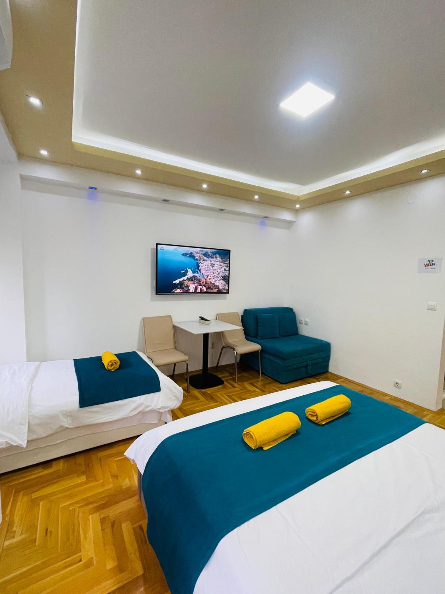 Front Beach Exclusive Apartments ストルガ エクステリア 写真
