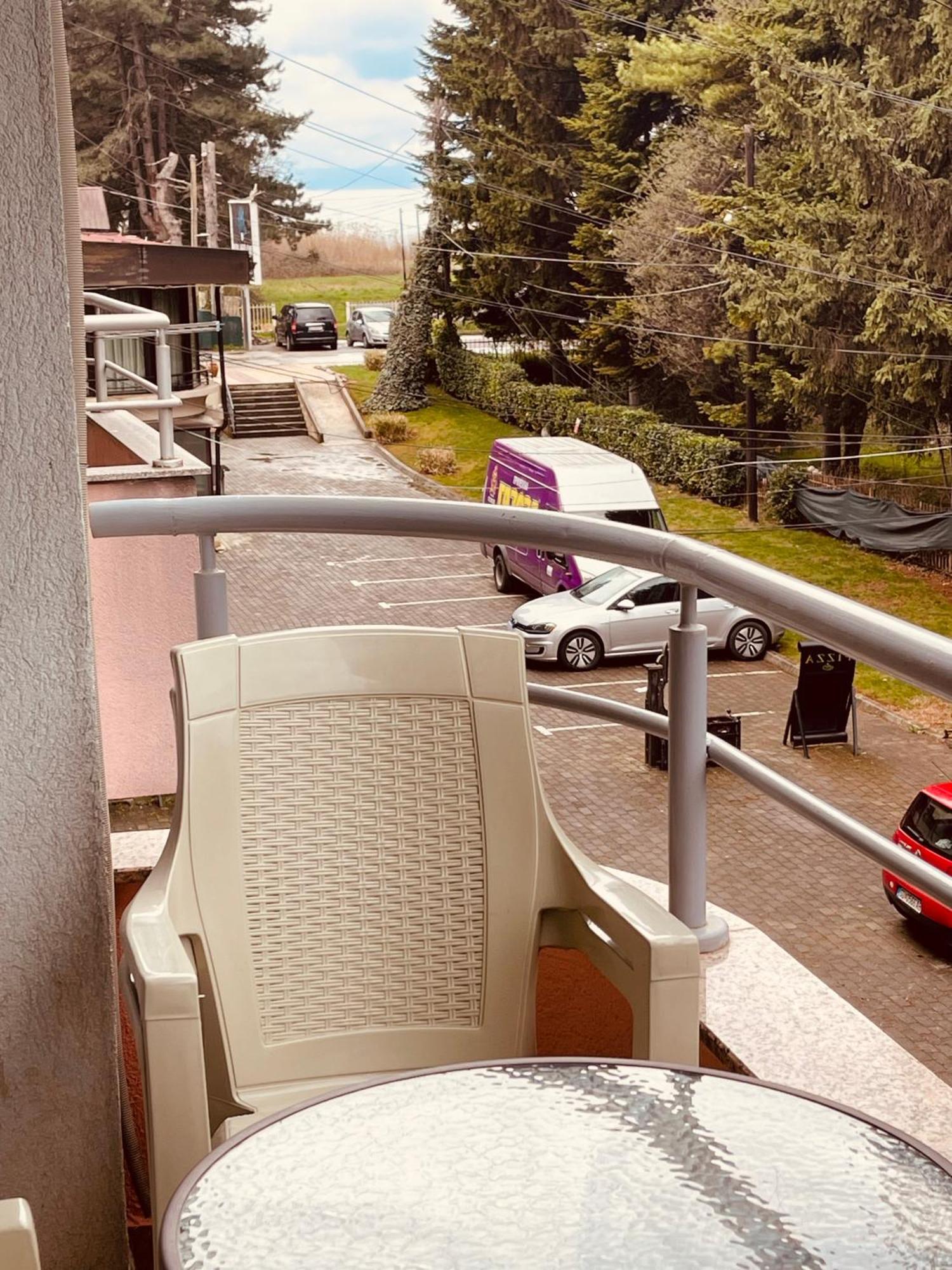 Front Beach Exclusive Apartments ストルガ エクステリア 写真